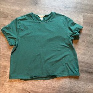 Athleta Green Essential Tee